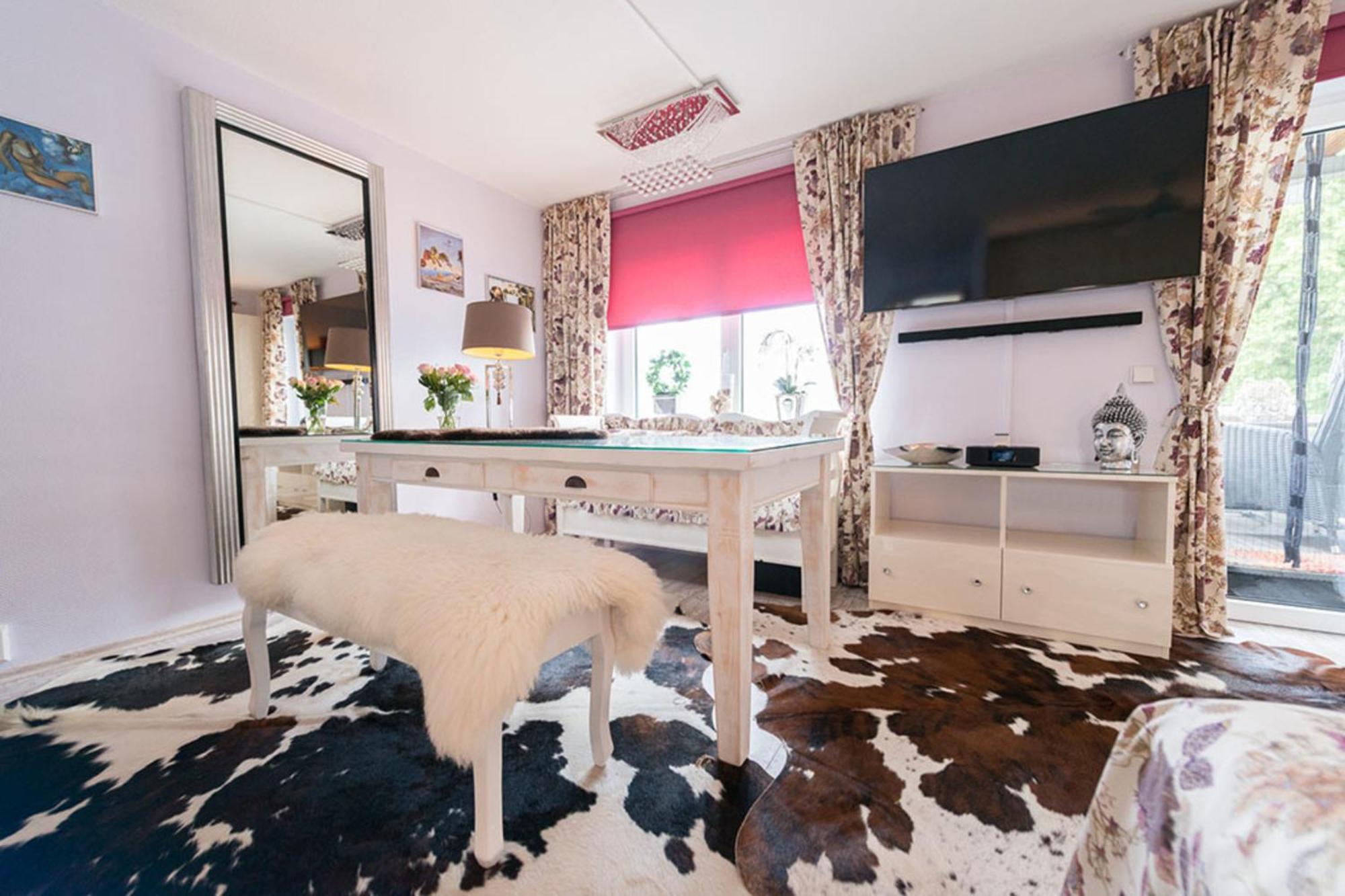 Hartha Apartment Ngoại thất bức ảnh